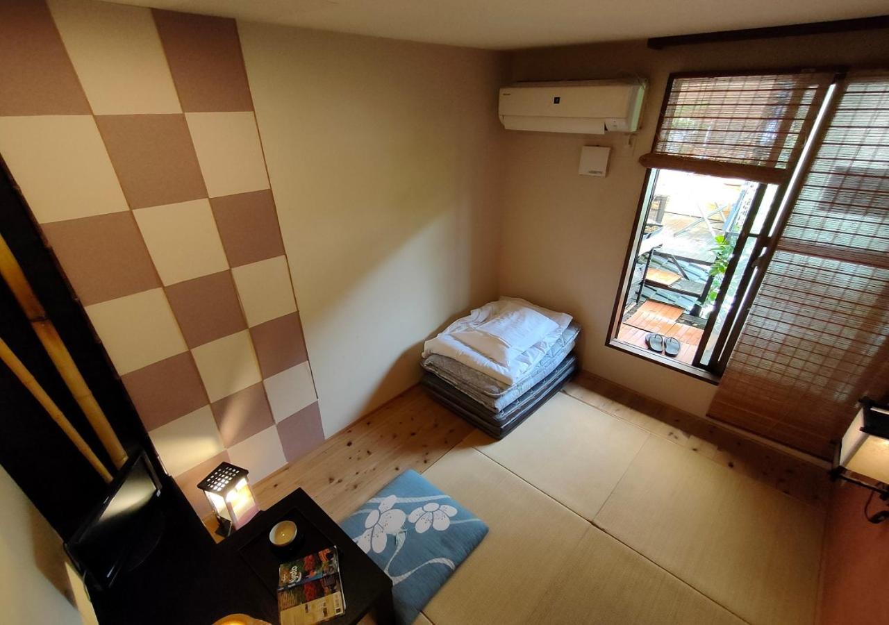 Gasthof Shirakawa Kiraku 2*